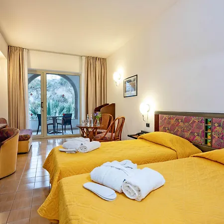 Hotel Le Terrazze-2